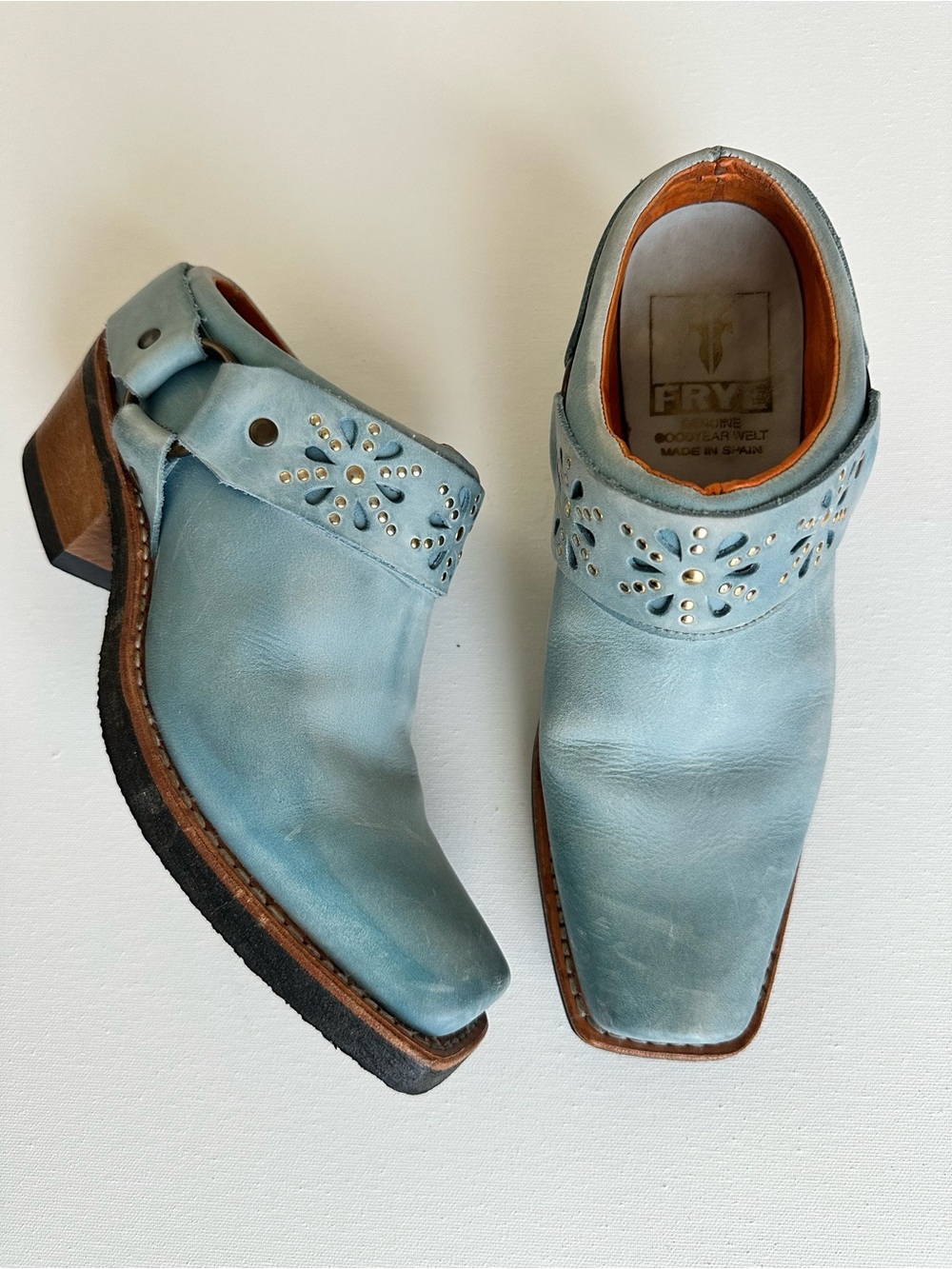 Frye Women's Light Blue Studded Leather Mule
